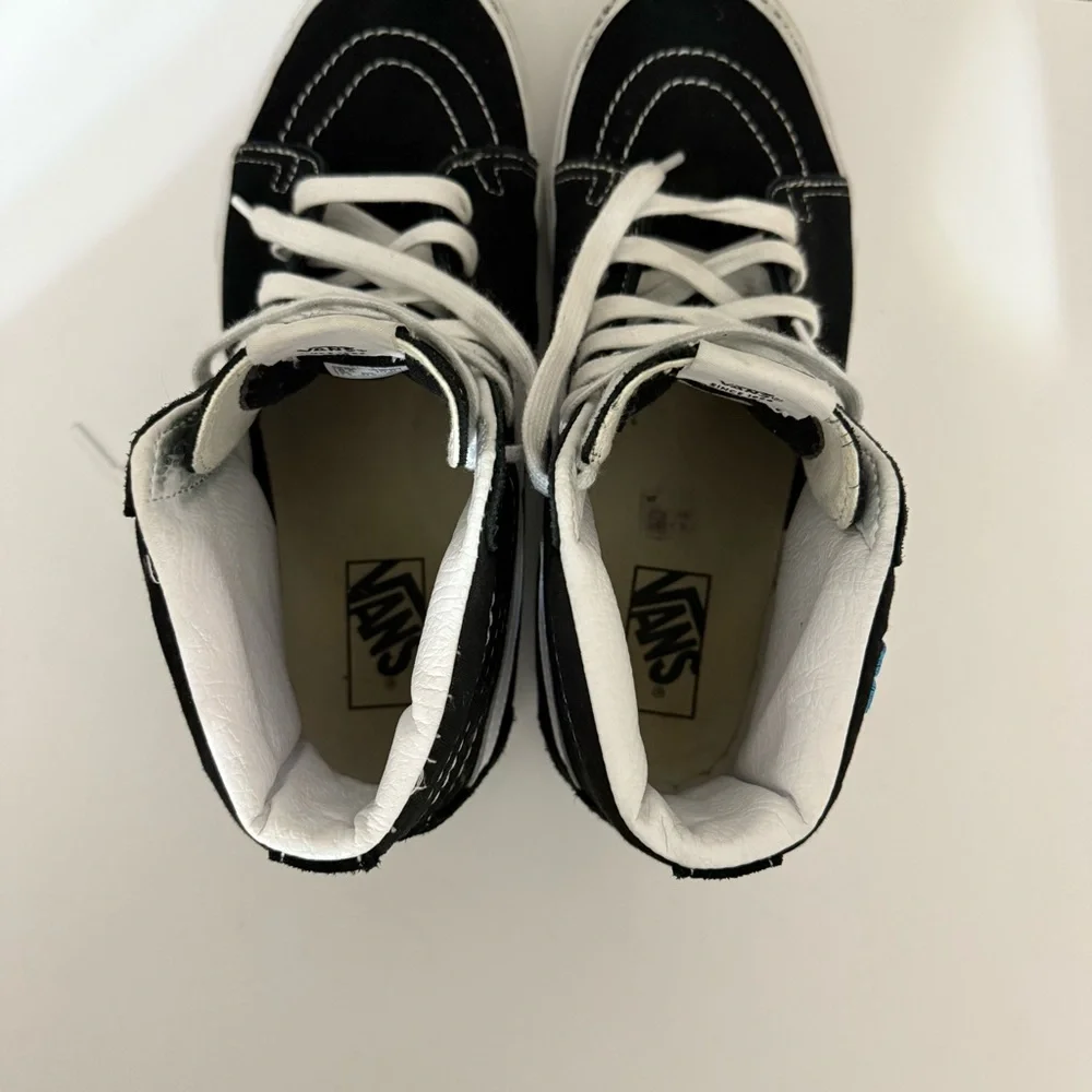 Vans SK8 Hi, Radical Positivity Unify Black Rainbow‎ LGBTQ Men’s 8.5/Women’s 10